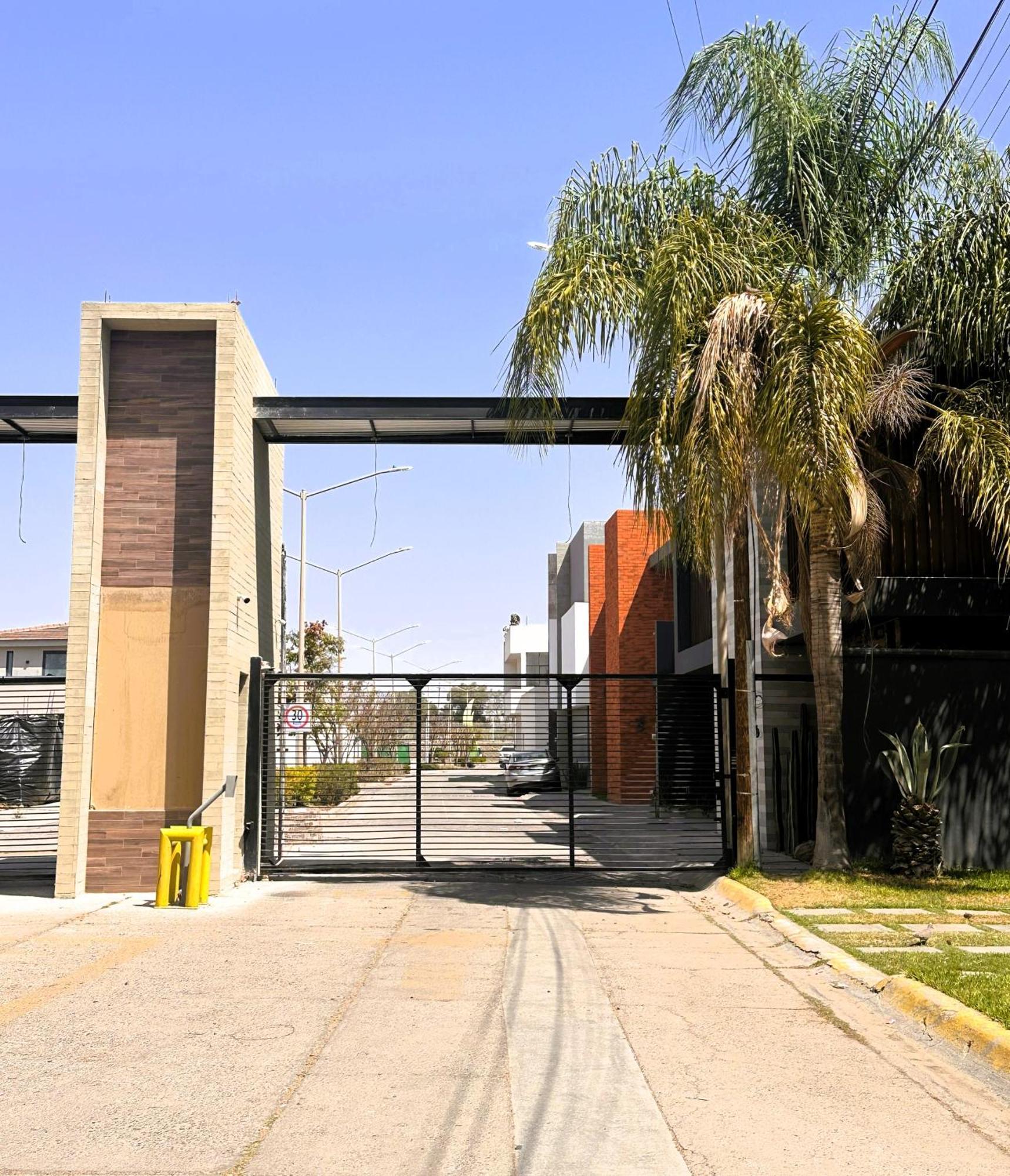 Arboleda 5 Luxury Lofts Aparthotel Silao Exterior foto